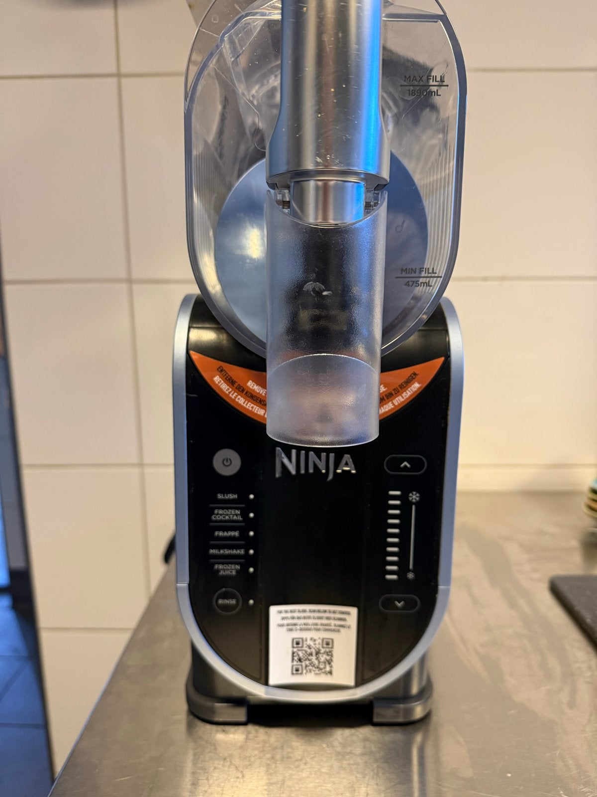 Ninja Slushi machine - Slechts enkele keren gebruikt, Witgoed en Apparatuur, 1 tot 2 liter, Ophalen, Zo goed als nieuw, 1 snelheid