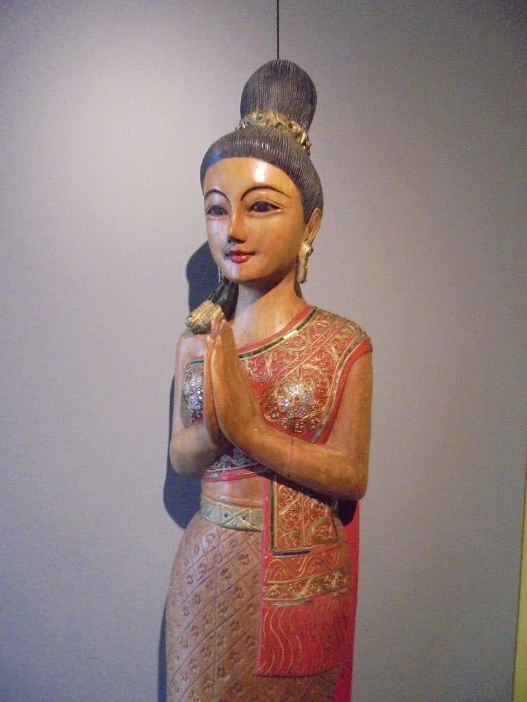 Prachtig houten Boeddha Sawadee beeld 182 cm Azie Thailand, Antiek en Kunst, Ophalen, 1 meter - 2 meter, Beeld, Hout
