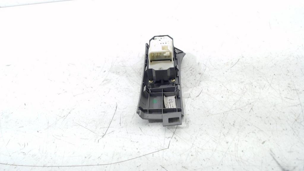 Bedieningspaneel elektrische ramen Toyota Yaris, Onderdelen@venauto.nl, Van der Ven Autorecycling B.V., Gebruikt, Ettenseweg 76, 4706 PB Roosendaal, The Netherlands