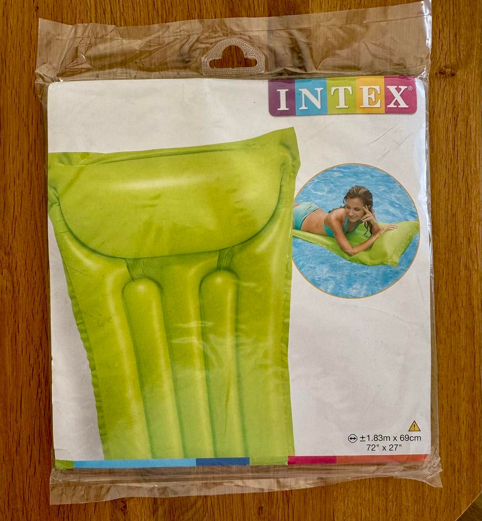 Intex luchtbedden 2 stuks - nieuw  Lichtblauw en lichtgroen, Ophalen of Verzenden, Nieuw