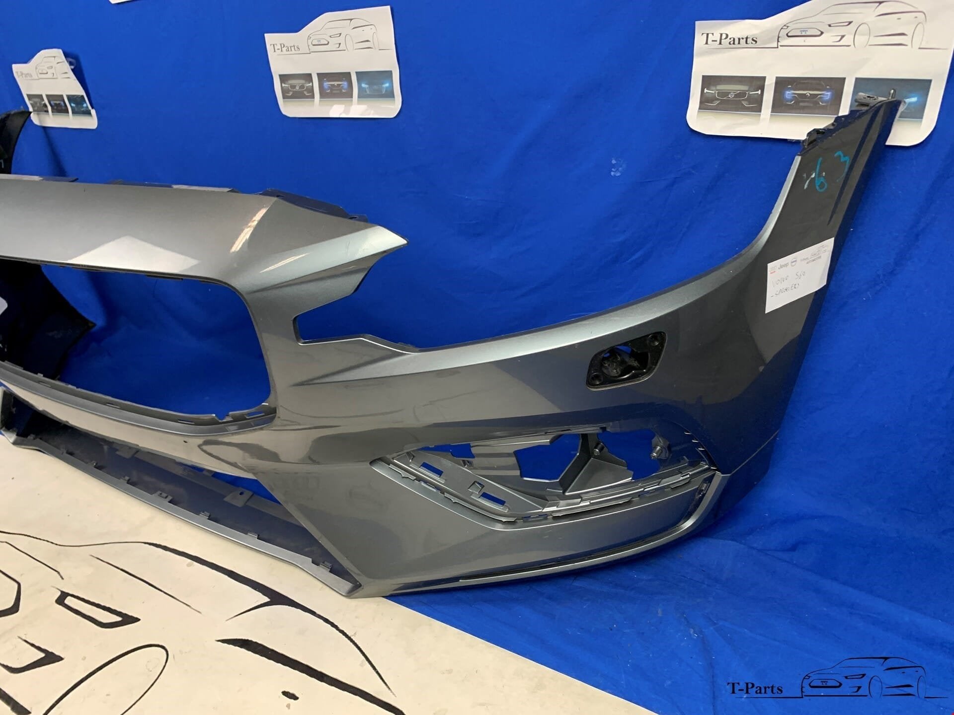 Volvo v60 s60 voorbumper origineel bumper 2016+, Info@fabrikant.eu, Fabrikant BV, Voor, Nieuw