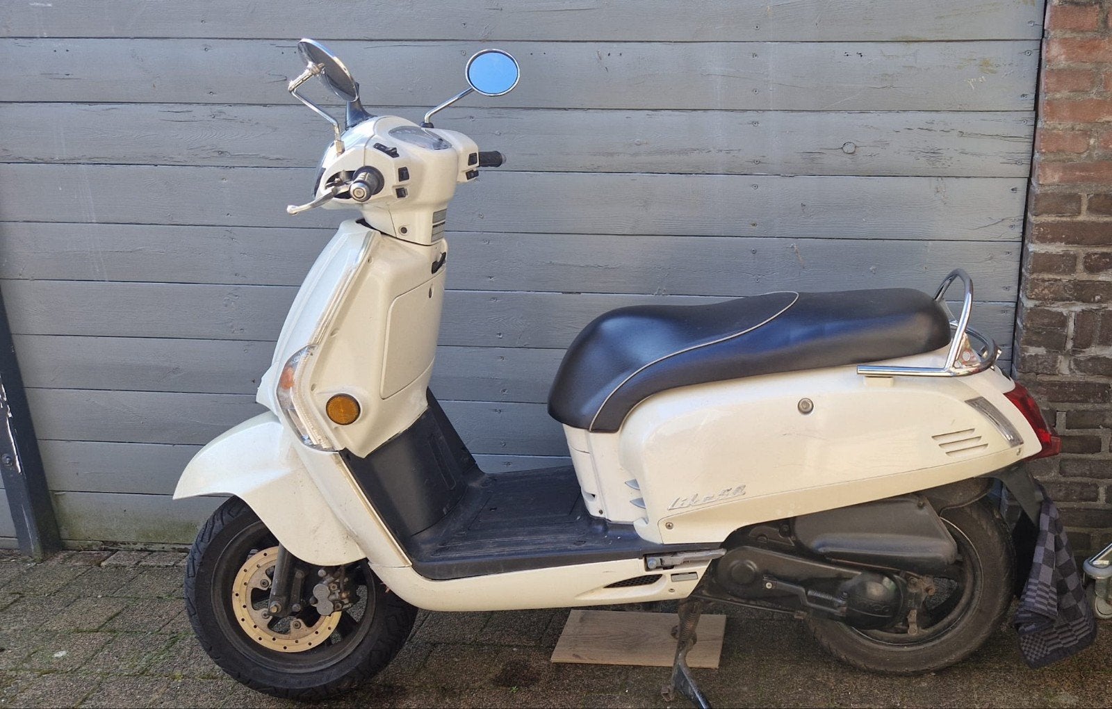 Te koop Kymco scooter voor loop of sloop, Ophalen, Gebruikt, Benzine, Agility