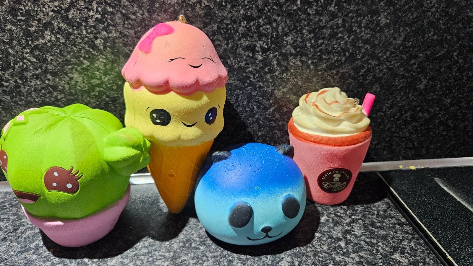 4 Squishy met sleutelhanger, Ophalen of Verzenden, Nieuw, Jongen of Meisje