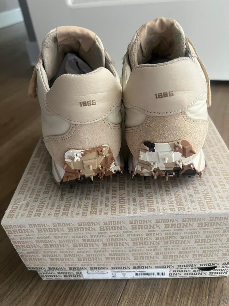 Bronx Lage sneaker CAMEL - Maat 40 (retro model), Beige, Ophalen of Verzenden, Sneakers of Gympen, Gedragen