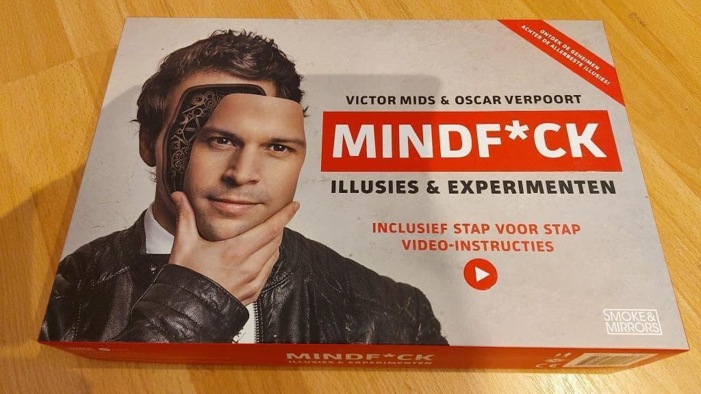 Mindfuck Illusies en experimenten - Victor Mids, Een of twee spelers, Ophalen of Verzenden, Zo goed als nieuw, Smoke en Mirrors