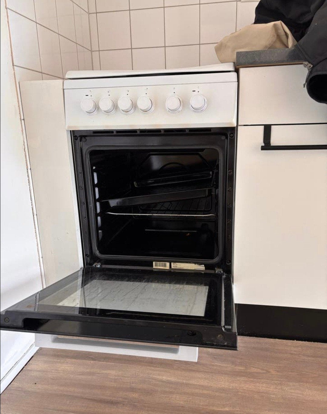 Vrijstaand elektrisch fornuis met oven, Witgoed en Apparatuur, Gebruikt, 60 cm of meer, Vrijstaand, 85 tot 90 cm