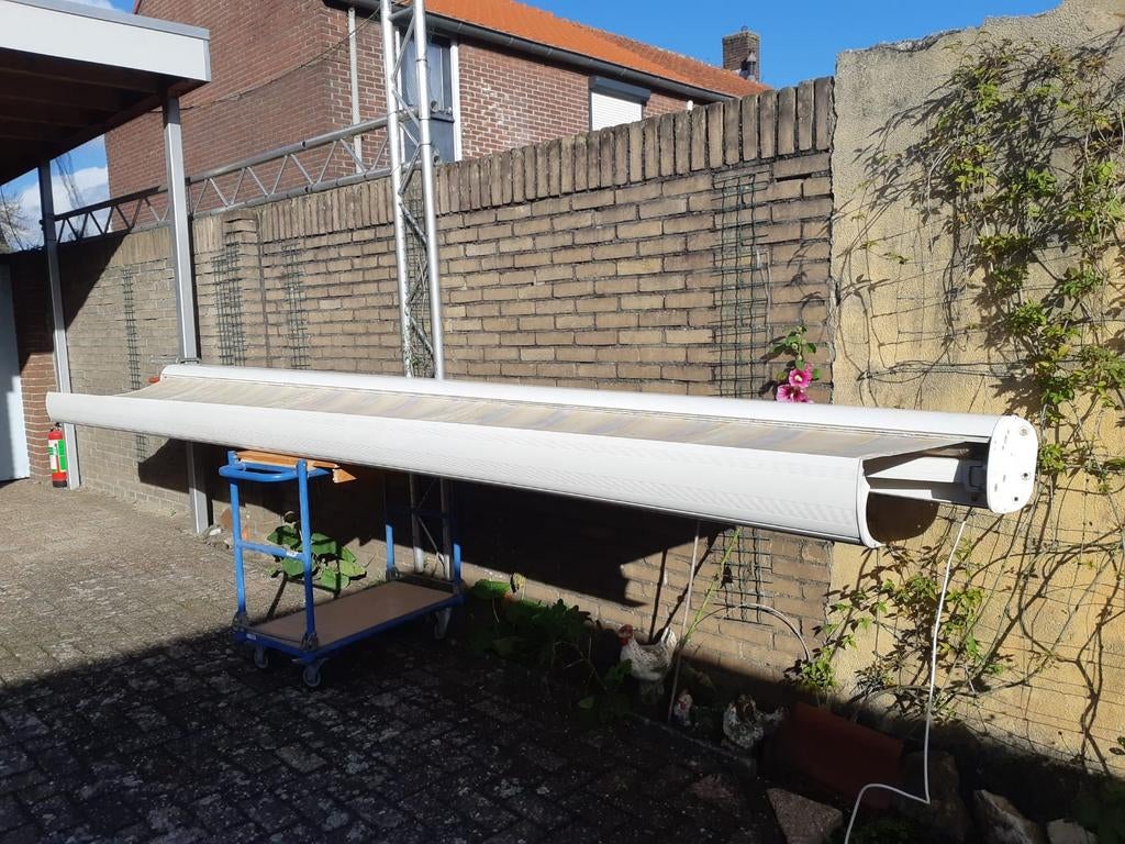 Zonneluifel 5 meter breed, 3 meter uitval, Tuin en Terras, Zonneschermen, Ophalen, Gebruikt, Knikarmscherm