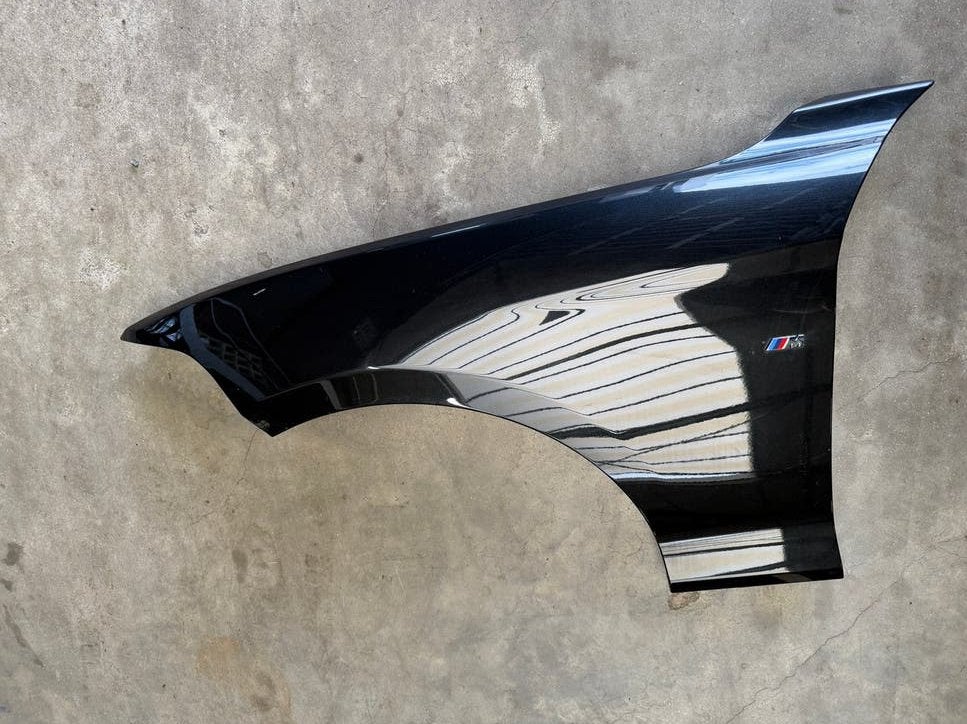 Bmw 1 serie f20/f21 zijscherm/spatbord LINKS, Ophalen, Gebruikt, Voor, Spatbord