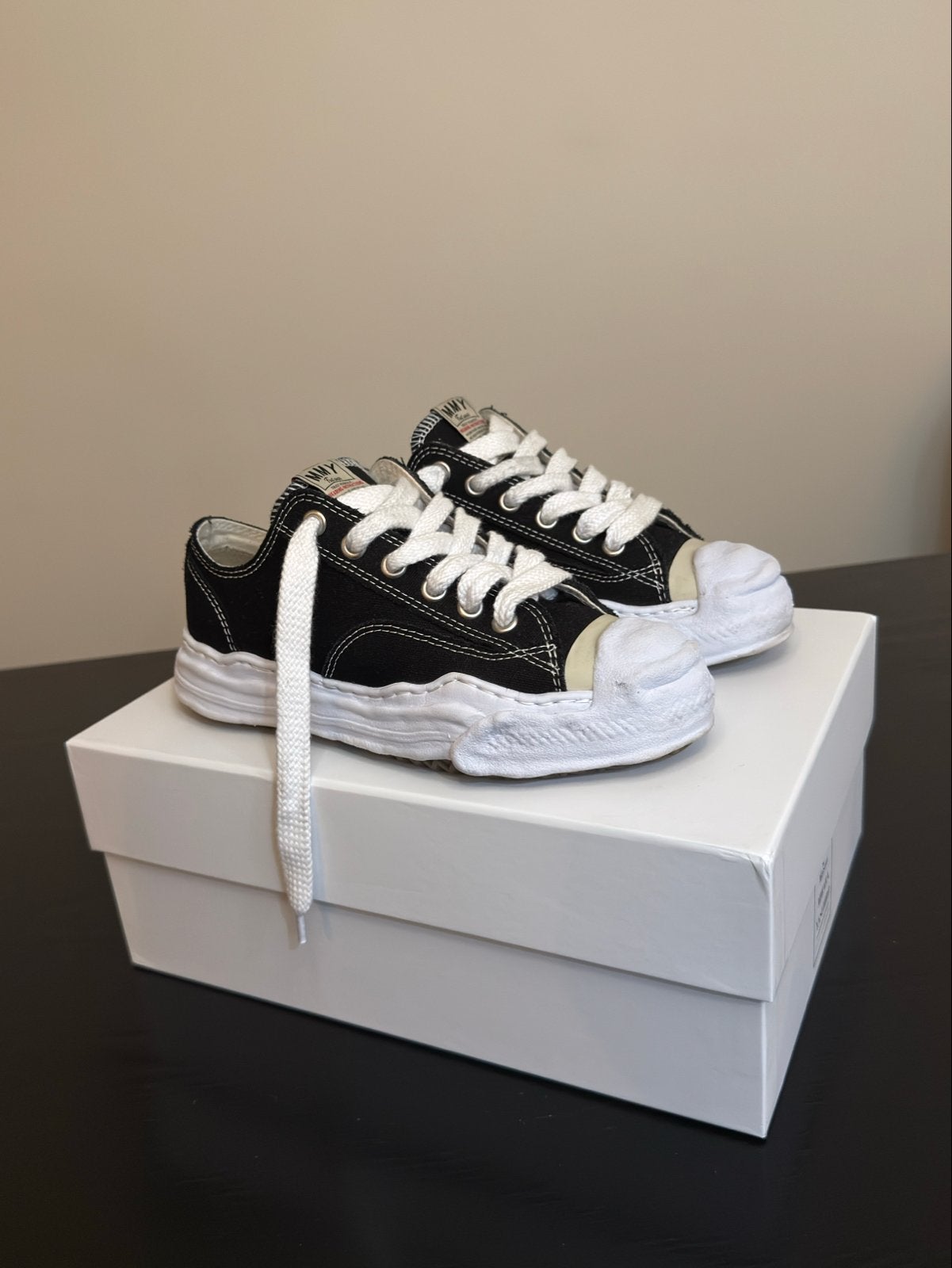Maison Mihara Yasuhiro Hank OG Canvas Black Nieuw Maat 39⁠, Zwart, Nieuw, Ophalen of Verzenden, Sneakers of Gympen