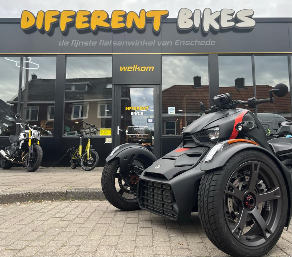 Can-Am 900cc 2 persoons + achteruit nieuwstaat inruil mog., 3 cilinders, 900 cc, Meer dan 35 kW