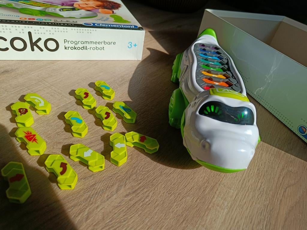 Coko Programmeerbare Krokodil-Robot van Clementoni, Ophalen of Verzenden, Zo goed als nieuw, Bouwen, Met geluid