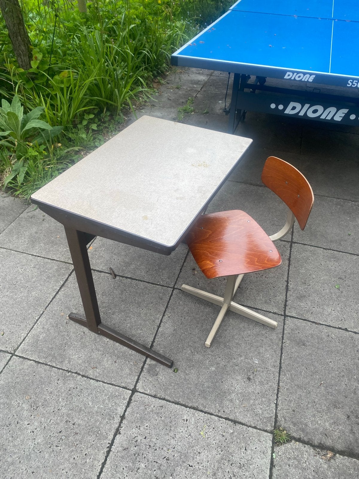 Vintage schoolbankje met stoel - ideaal voor kinderkamer, 50 – 75, Gebruikt, 50 tot 100 cm, Rechthoekig
