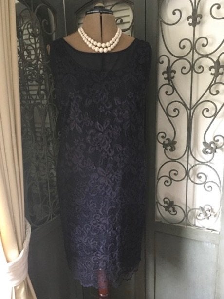 VERA MONT' COCKTAILJURK KANT BLOEM RELIËF BLAUW MT 42 NIEUW, Maat 42/44 (L), Nieuw, Cocktailjurk, Vera Mont