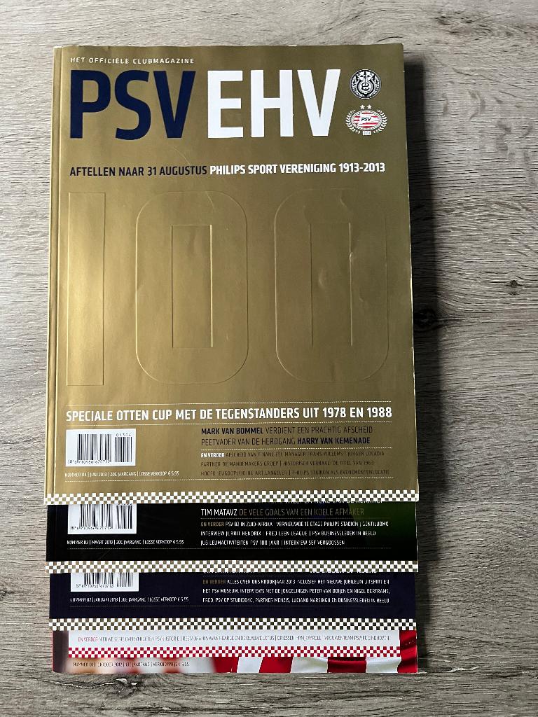 Jaargang 19/20 PSV ehv Aug 2012 - Juli 2013 4 stuks, Verzamelen, Sportartikelen en Voetbal, Ophalen of Verzenden, Zo goed als nieuw
