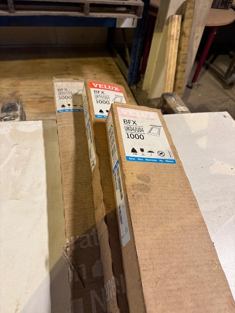 Velux BFX UK04, Ophalen, 150 tot 200 cm, Hout, 200 cm of meer