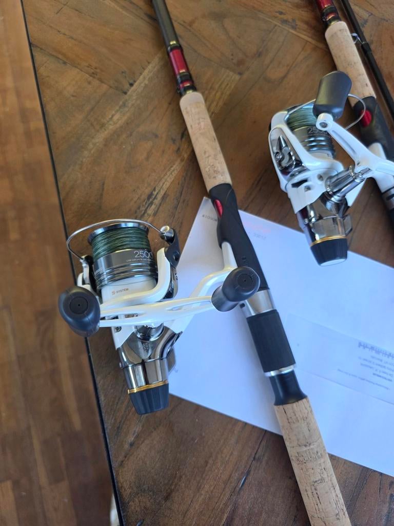 Shimano Catana CX 270 H Werphengel met Stradic 2500GTM-RC, Watersport en Boten, Hengelsport | Roofvissen, Ophalen of Verzenden