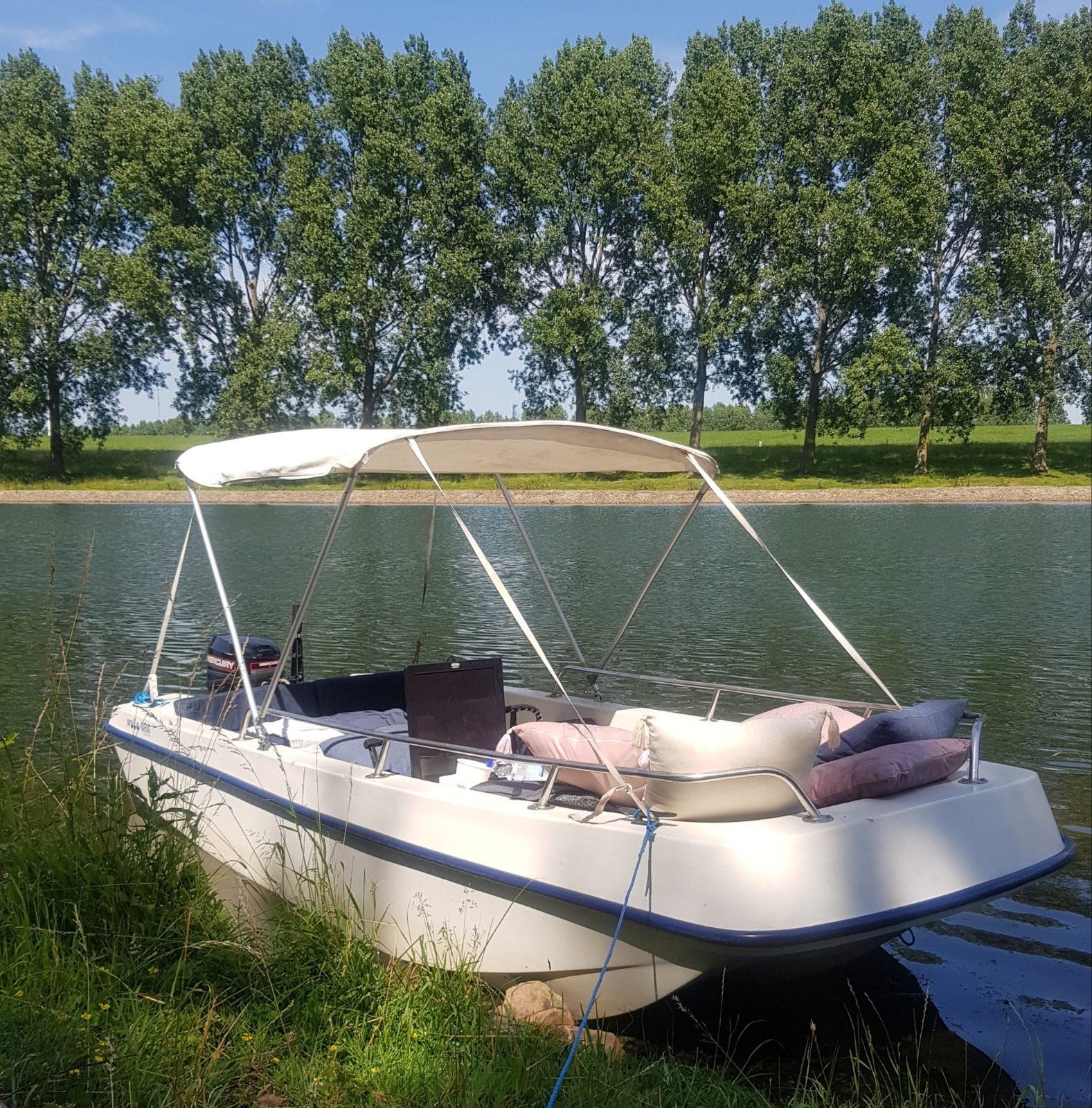 Zeer nette WATO 380 console/polyesterboot 10pk mercury., Auto's, Voorwielaandrijving, Stof, Overige kleuren, 4 stoelen