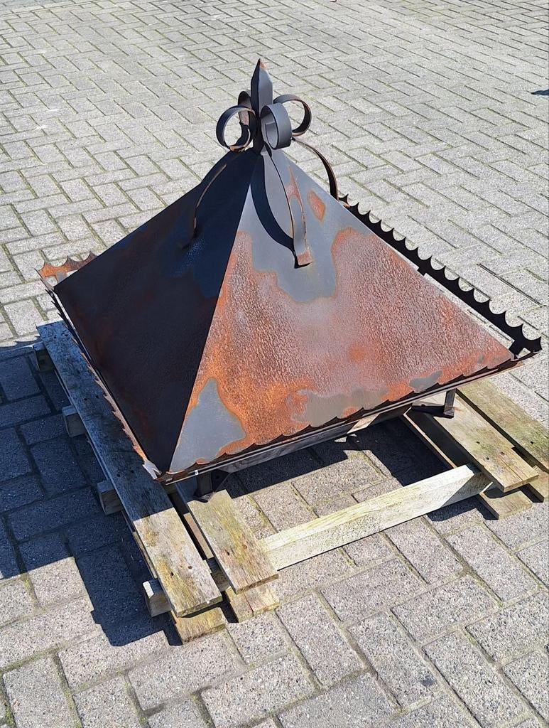 Schoorsteenkap, Ophalen