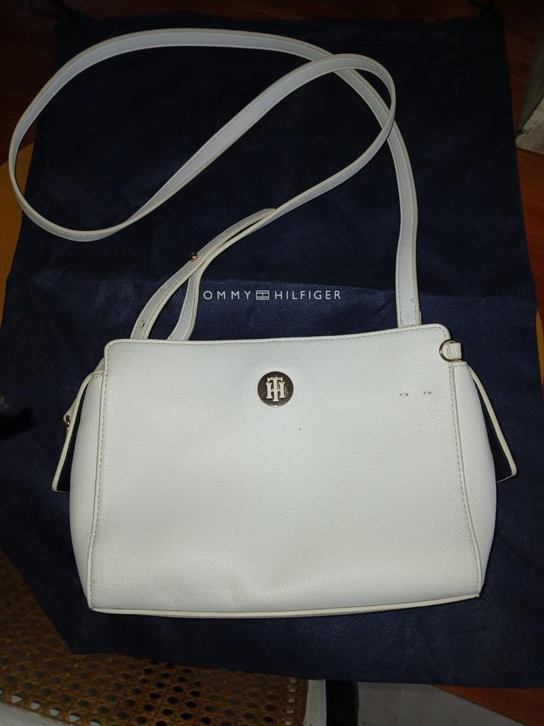 Witte handtas met schouderband van Tommy Hilfiger., Ophalen of Verzenden, Nieuw, Wit
