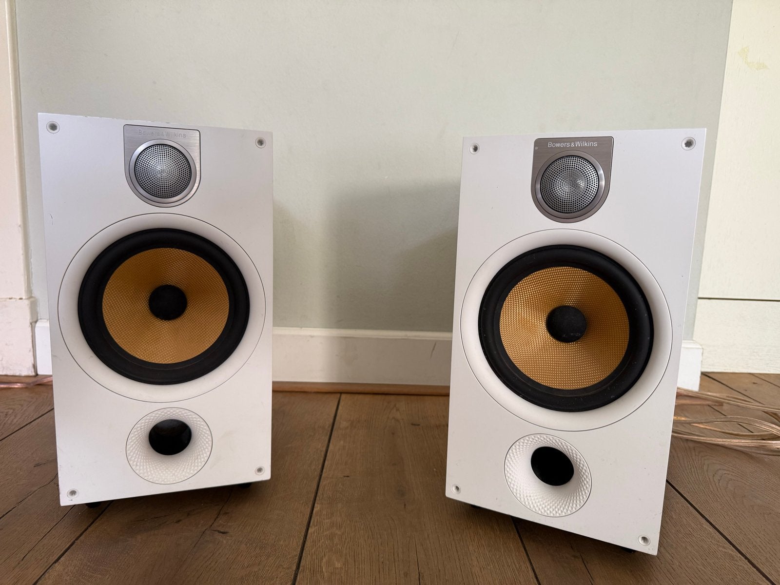 Bowers & Wilkins 685 S2 boekenplank speakers, Audio, Tv en Foto, Luidsprekers, Ophalen, Zo goed als nieuw, 60 tot 120 watt, Bowers & Wilkins (B&W)