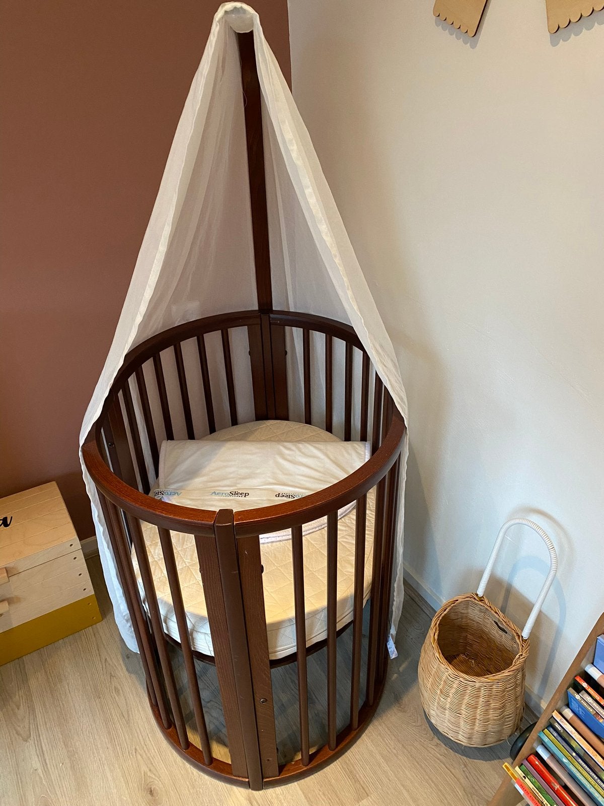 Stokke Sleepi Mini, Ledikant en Junior, Kinderen en Baby's, Babywiegjes en Ledikanten, Ophalen of Verzenden, Zo goed als nieuw