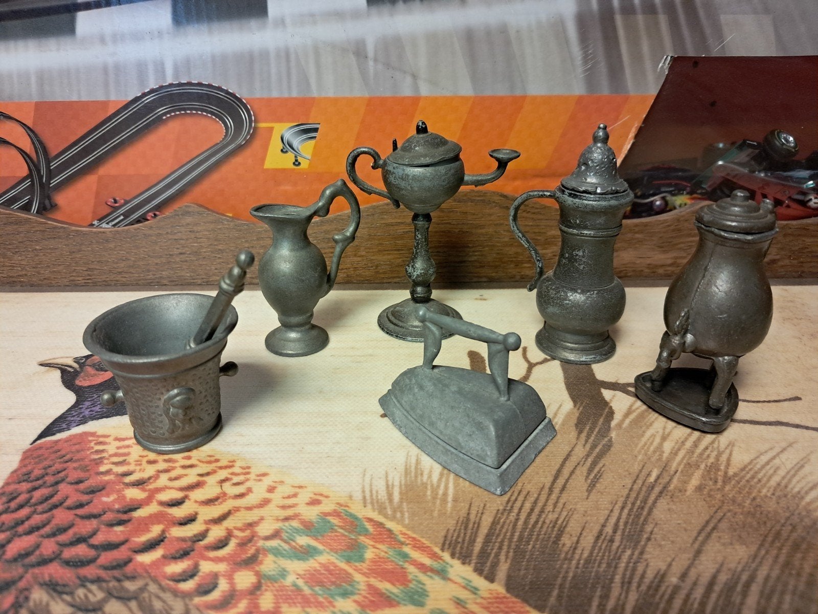 Set van 6 miniatuur tinnen voorwerpen, vintage decoratie, Ophalen of Verzenden