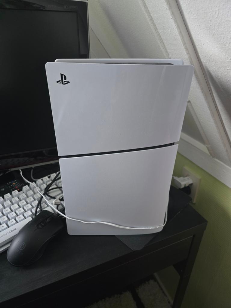 Playstation 5 Slim, Ophalen of Verzenden, Zo goed als nieuw
