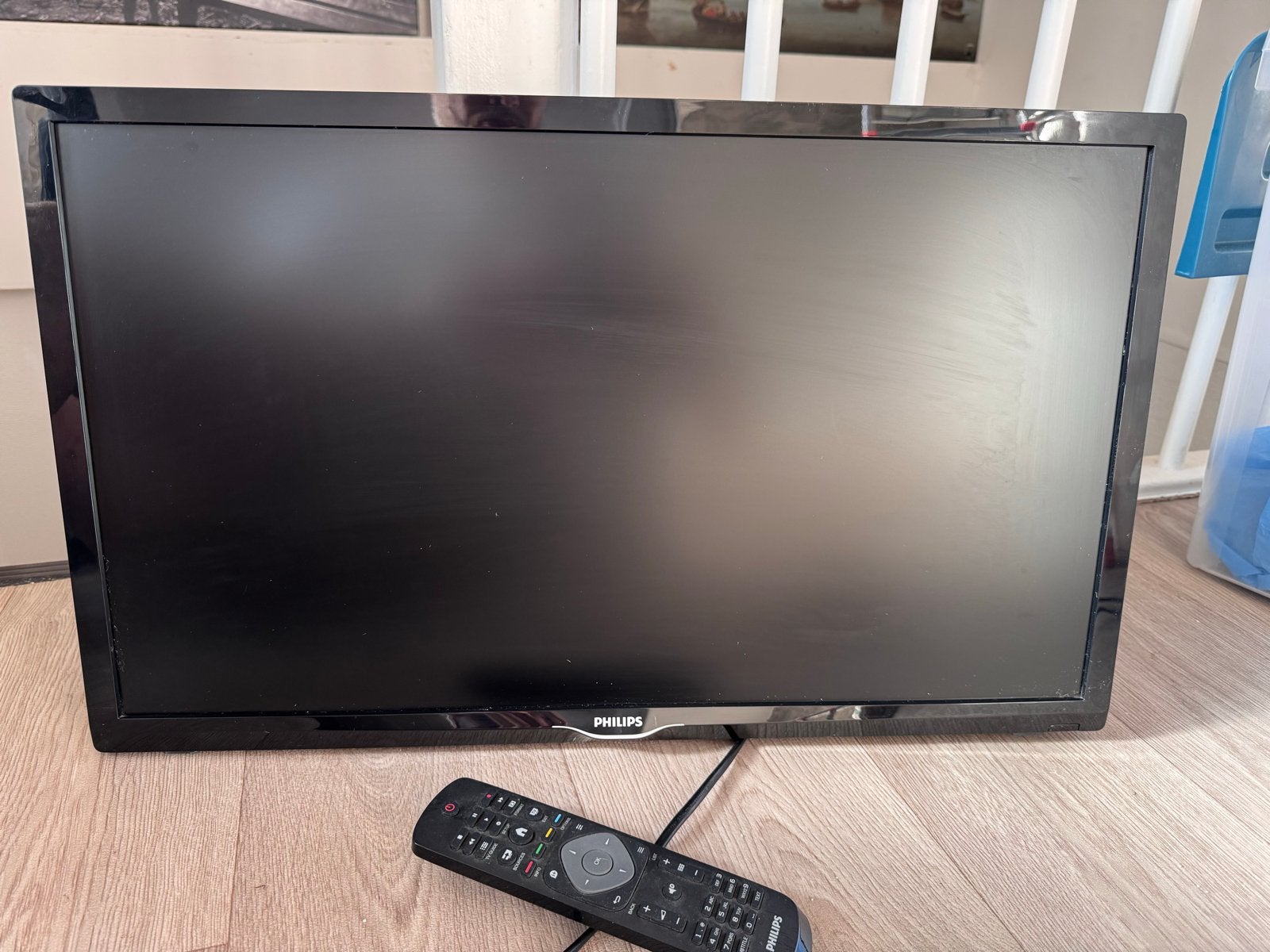 Philips 24 inch TV - Model 24PFS4022/12, Philips, 50 Hz, Ophalen of Verzenden, Gebruikt