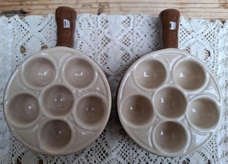 2 Franse escargot / slakken ovenschaaltjes, Emile Henry, Verzenden