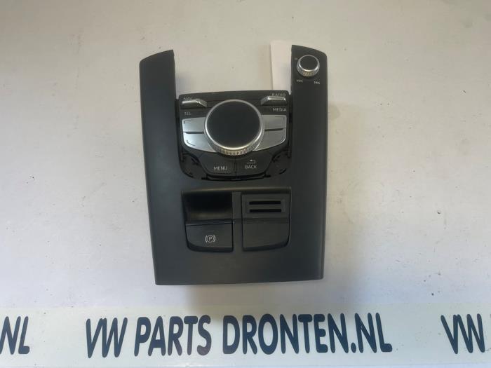 MMI schakelaar van een Audi A3