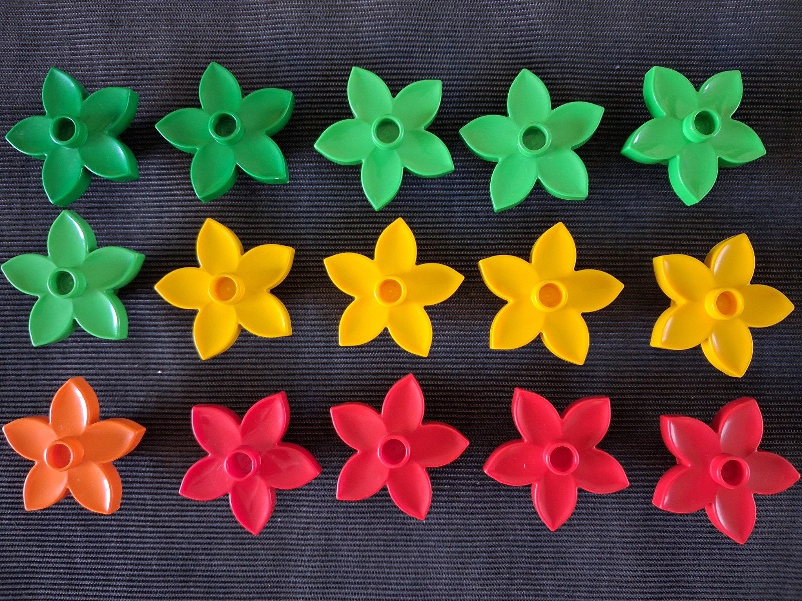 15 losse Duplo bloemetjes, Ophalen, Overige typen, Www.lego.com/nl-nl/service/contact-us, Duplo
