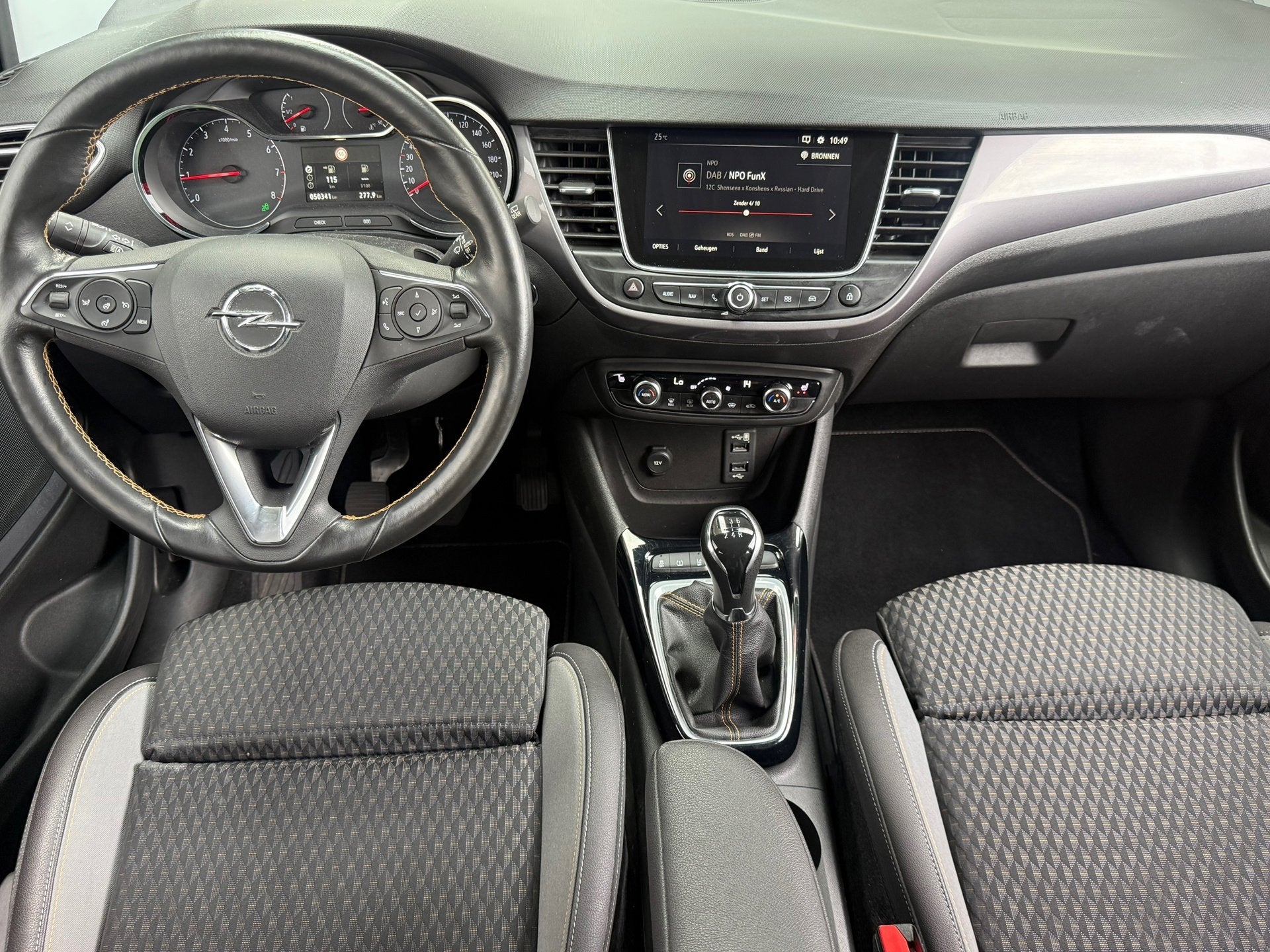Opel Crossland X 1.2 Turbo Innovation CAMERA | HUD | BSW | N, Auto's, Dealer onderhouden, Gebruikt, 1199 cc, 49 €/maand