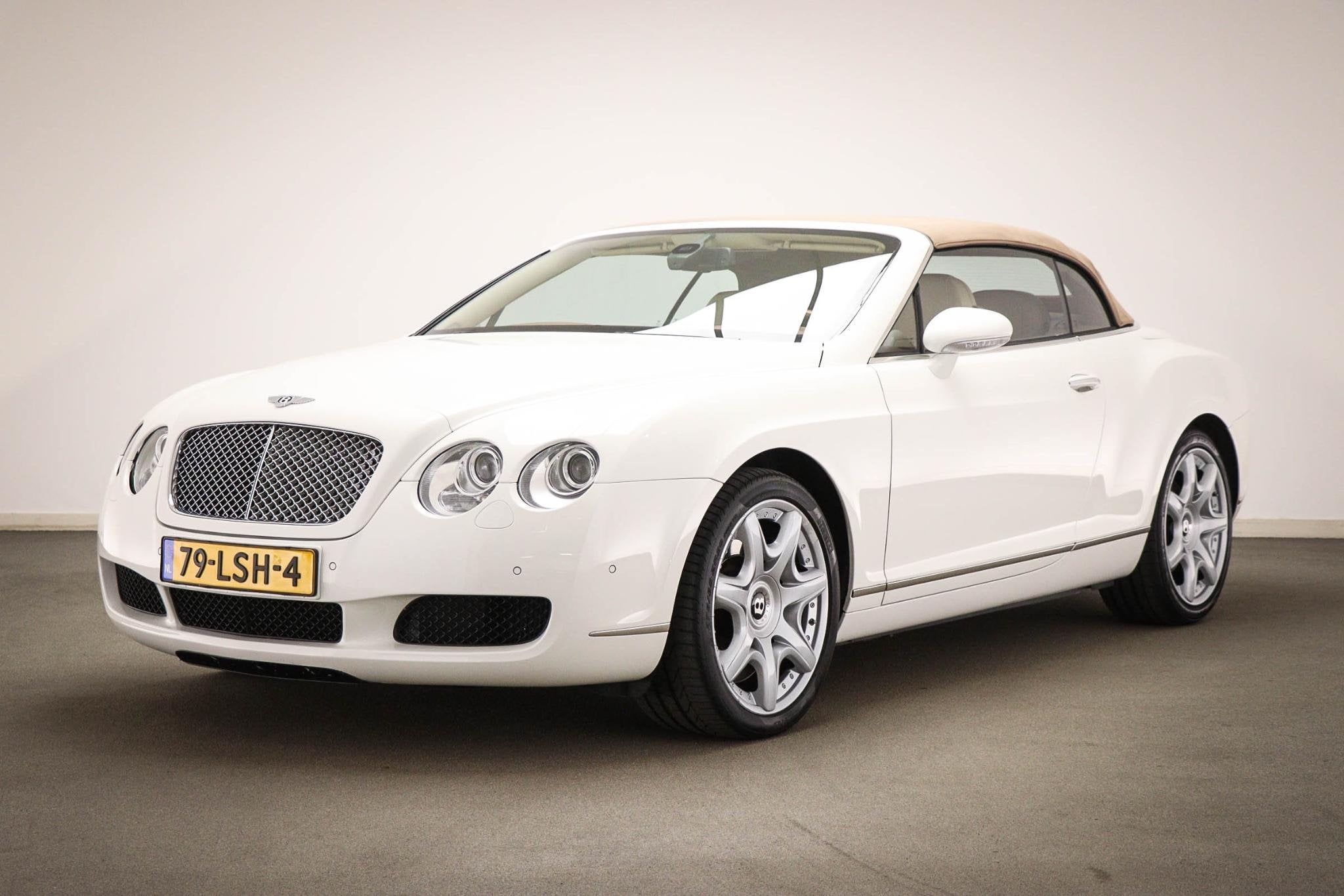 Bentley Continental GTC 6.0 W12 | HOUTAFWERKING | LEDER | ST, Auto's, Bentley, Automaat, Automatische klimaatregeling, Gebruikt
