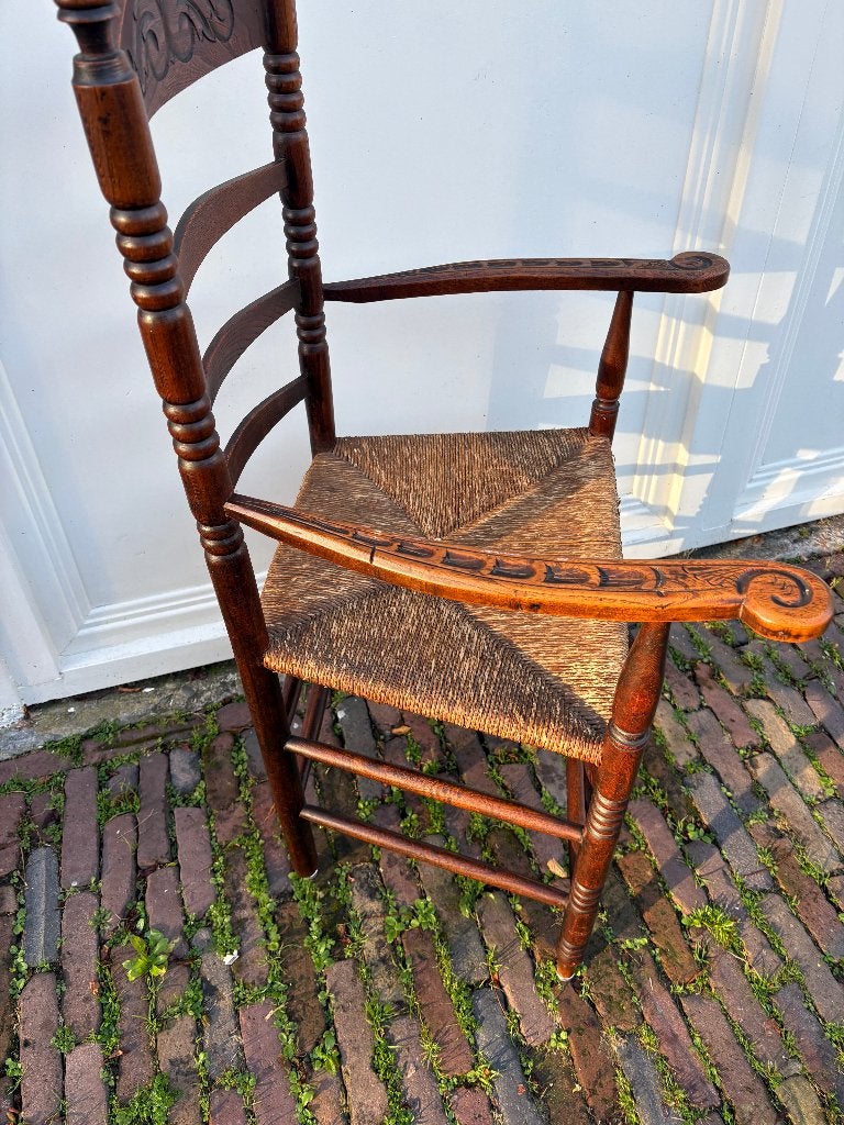 Antieke Knopstoel of Boerenstoel ., Ophalen