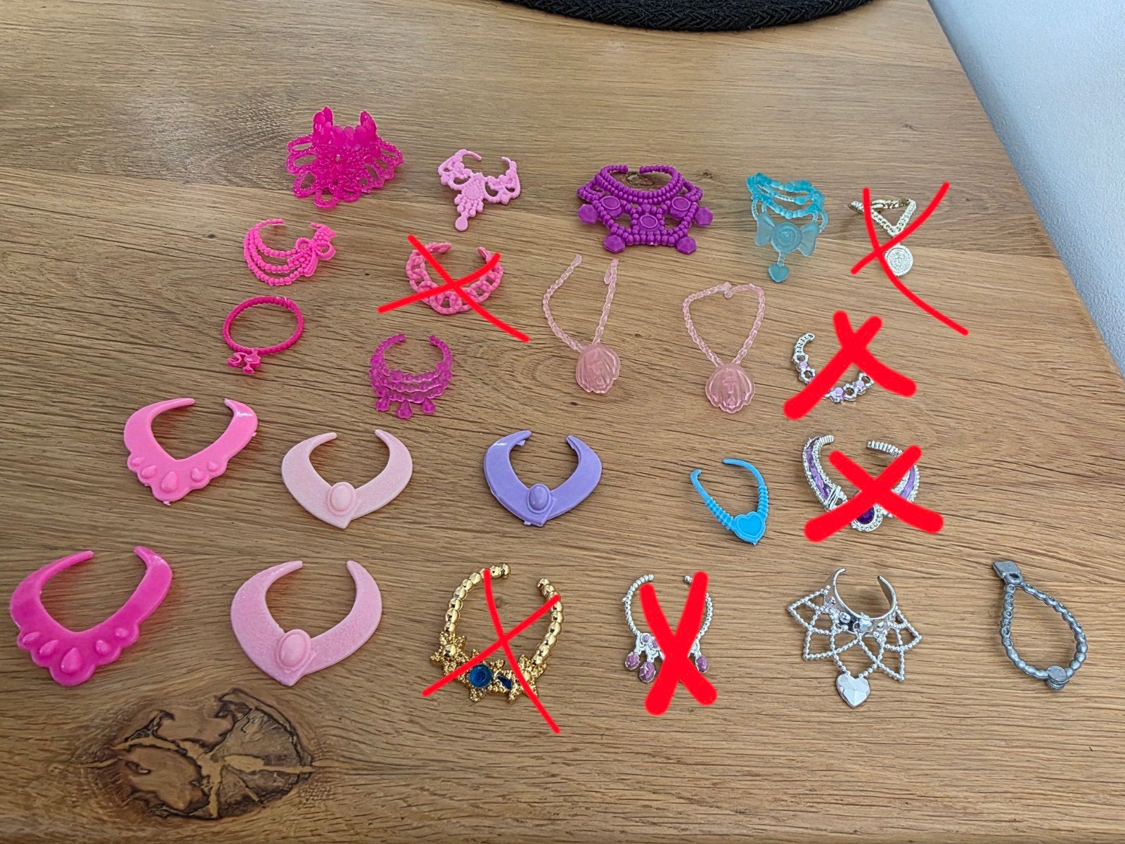 Barbie accessoires - Kettingen, Ophalen of Verzenden, Gebruikt, Barbie
