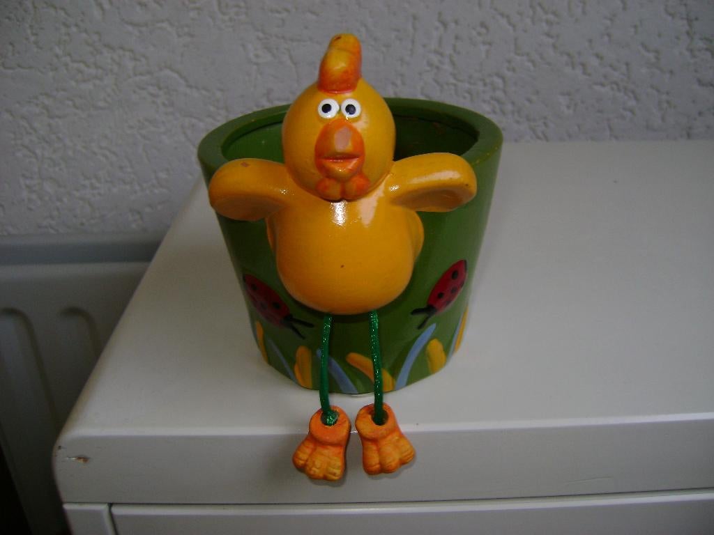 groene bloempot met gele kip met bengelbenen van 11rx9hoog, Ophalen of Verzenden, Zo goed als nieuw