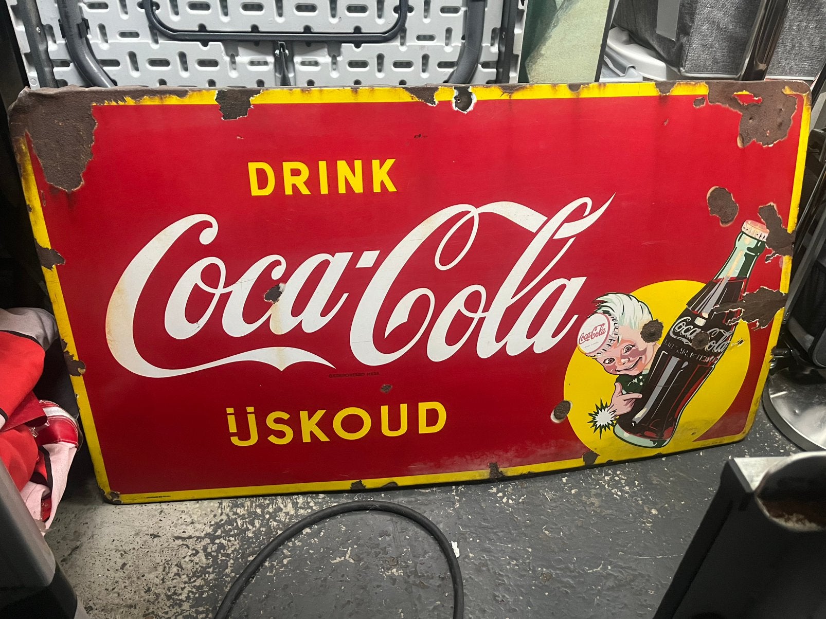 Emaille reclamebord coca-cola ijskoud mmmm heerlijk jaren 50, Ophalen, Gebruikt, Reclamebord
