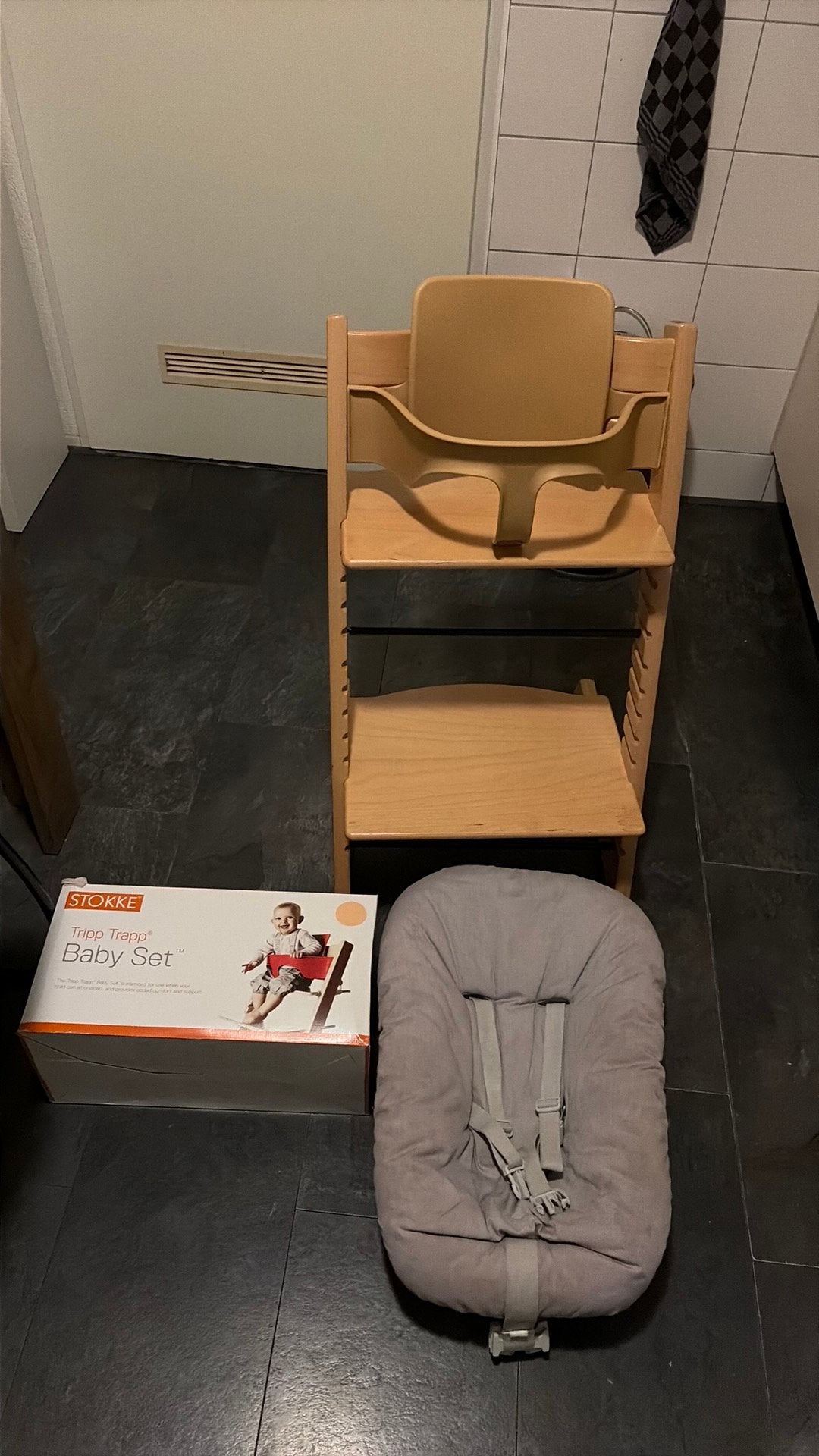 Stokke Tripp Trapp nieuw model naturel met babyset newborn, Ophalen, Gebruikt, Meegroeistoel, Aanschuifbaar