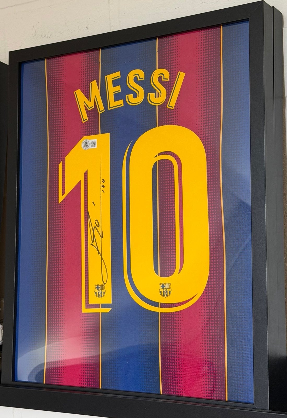 Ingelijst & gesigneerd Messi voetbalshirt + Beckett COA, Verzamelen, Ophalen of Verzenden, Zo goed als nieuw, Buitenlandse clubs