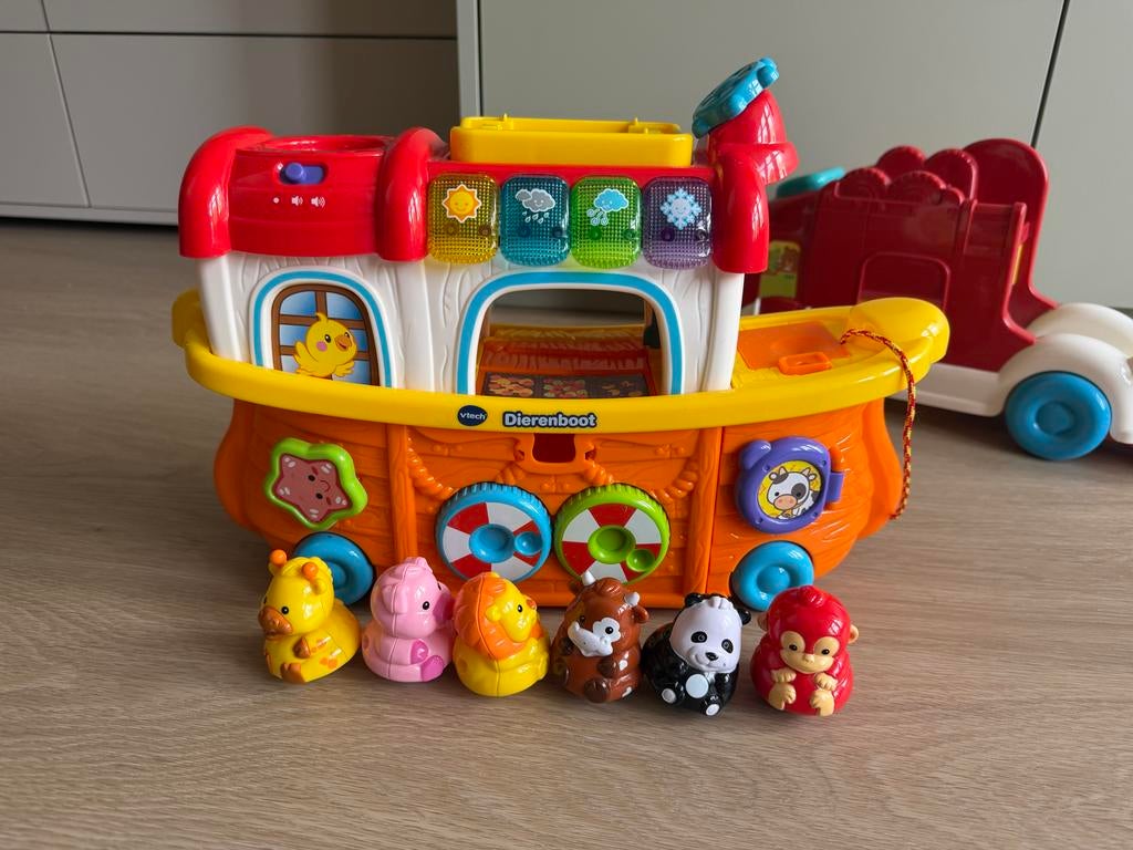 VTech Dierenboot & Toet Toet Auto's Baanset, Kinderen en Baby's, Speelgoed | Vtech, Ophalen, Gebruikt, 2 tot 4 jaar
