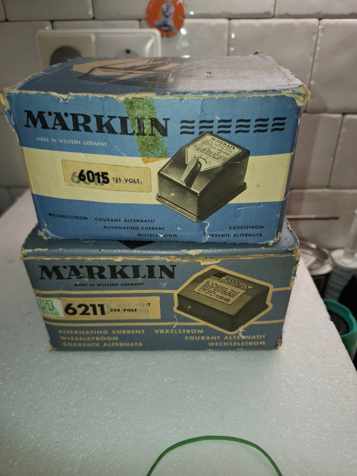 2 lege marklin trafo dozen, Gebruikt, Ophalen of Verzenden, Analoog, Märklin