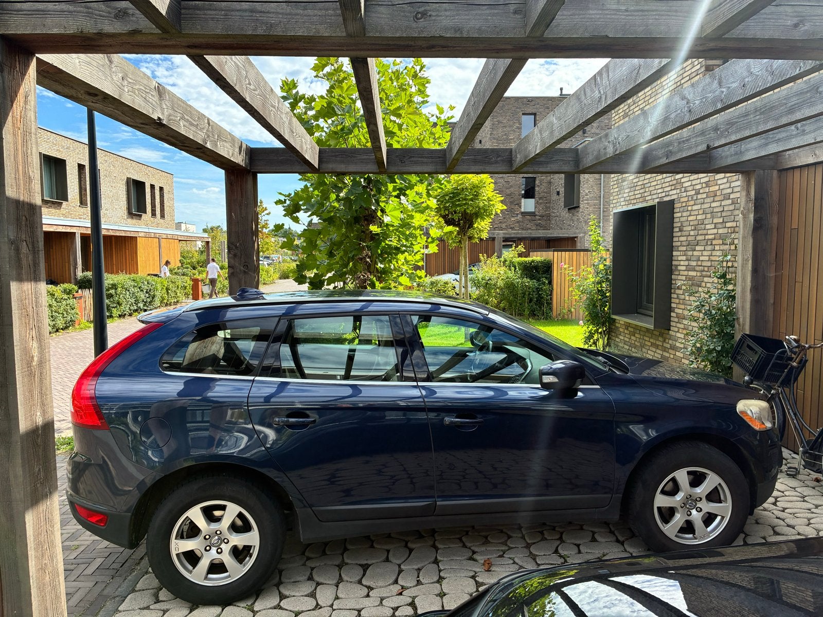 Volvo XC60 2.0 T5 uit 2011 met 134000 km, Auto's, 1800 kg, Beige, 4 cilinders, Blauw