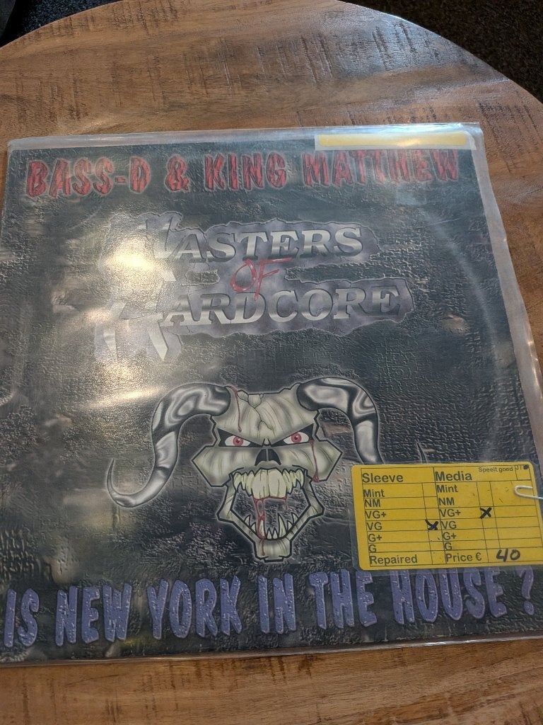 Bass - D & King Matthew - Is New York in the house, Gebruikt, Hardcore, Inclusief binnenhoes, Ophalen of Verzenden
