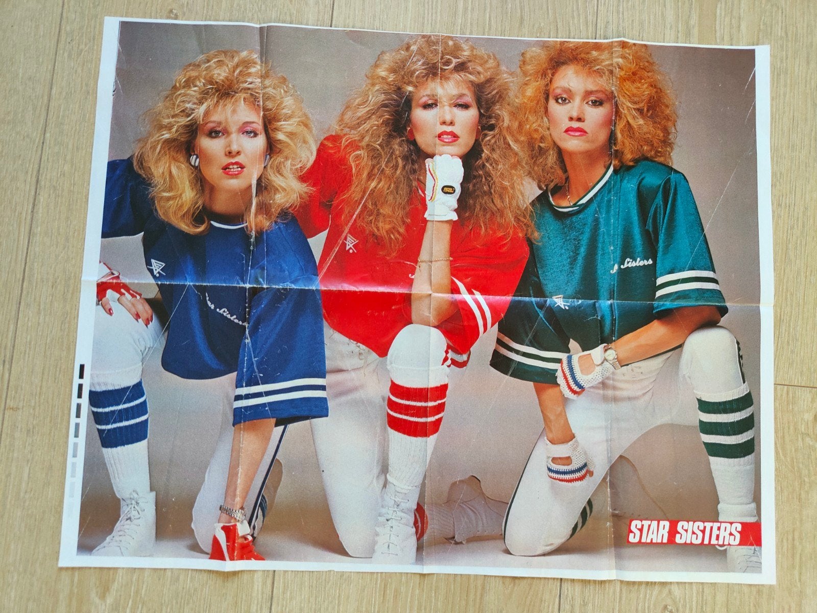 Hitkrant Super Poster Star Sisters, Ophalen of Verzenden, 1980 tot heden, Nederland, Tijdschrift