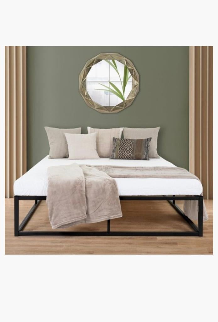 Bedframe 2persoonsbed 140x200 cm van metaal zwart met latten, Huis en Inrichting, Tafels | Salontafels, Ophalen, Gebruikt, 100 tot 150 cm