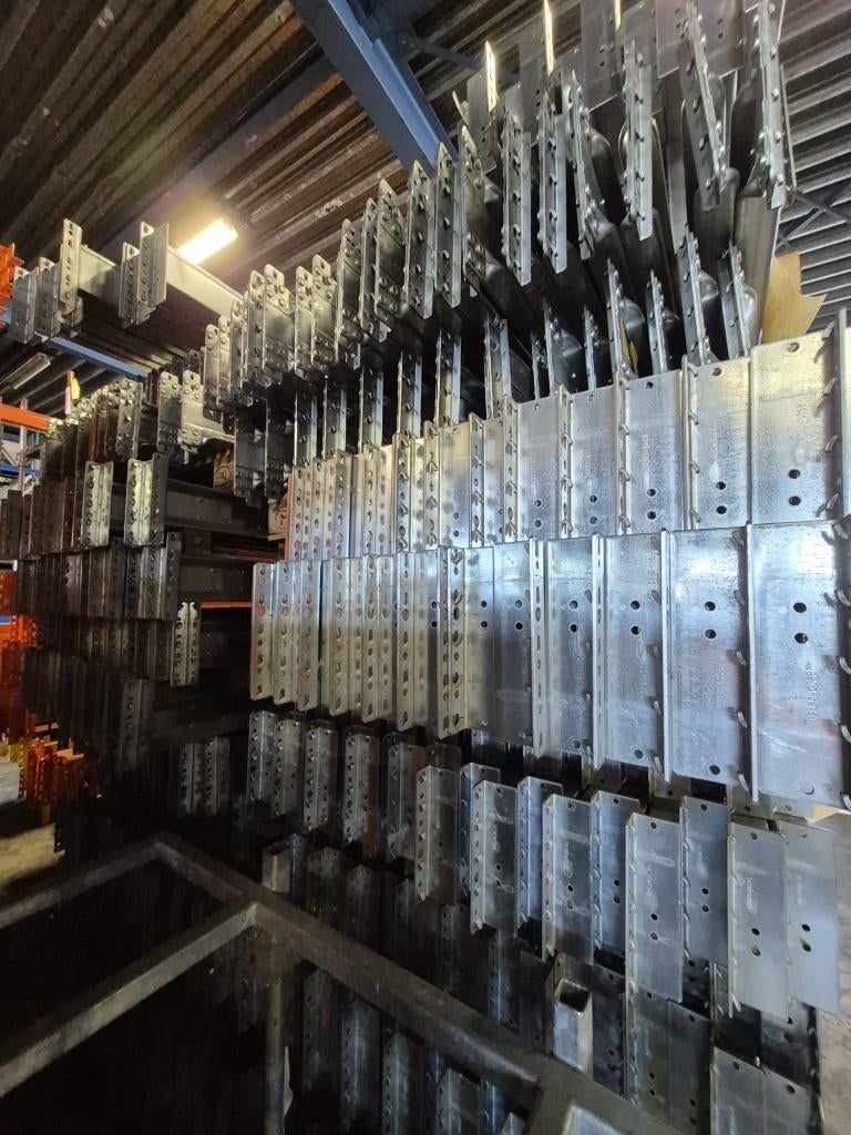 Dexion P-90 liggers, Ophalen