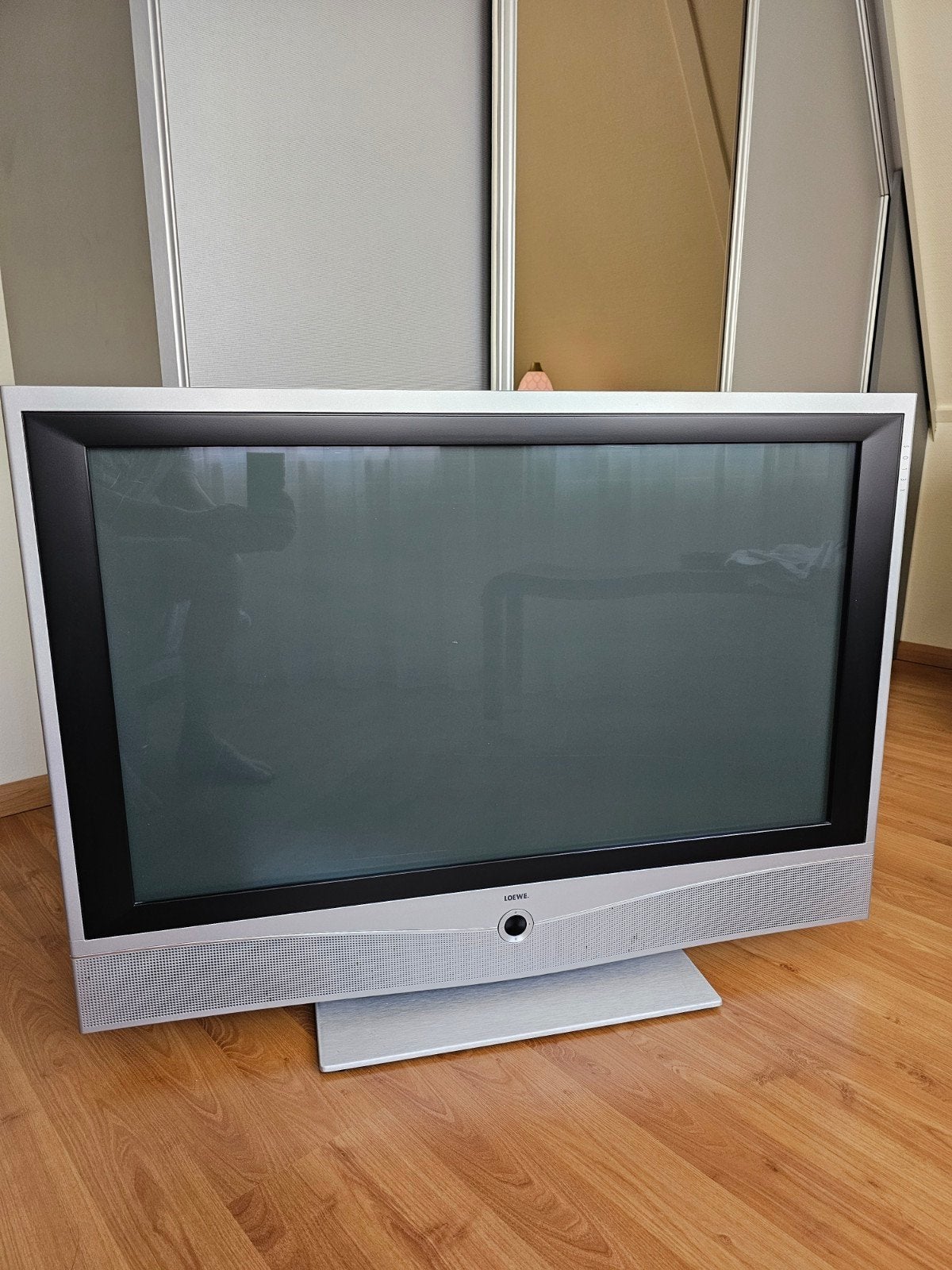 Loewe Xelos TV - 105 cm scherm, Audio, Tv en Foto, Televisies, Ophalen, 100 cm of meer, Full HD (1080p), Gebruikt