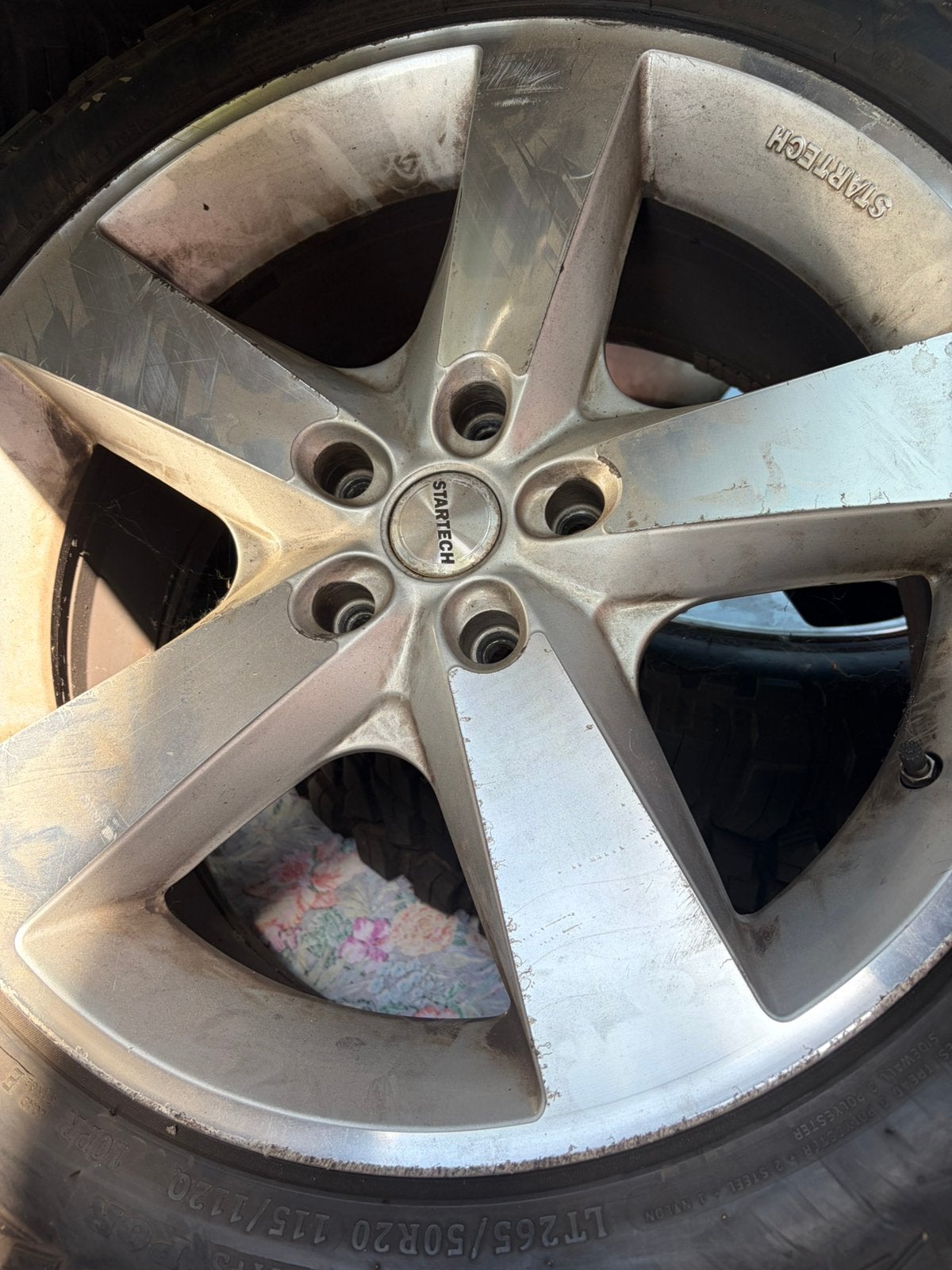 Banden (terrein banden+Velgen ), Auto-onderdelen, Banden en Velgen, Ophalen, 265 mm, Nieuw, Band(en)
