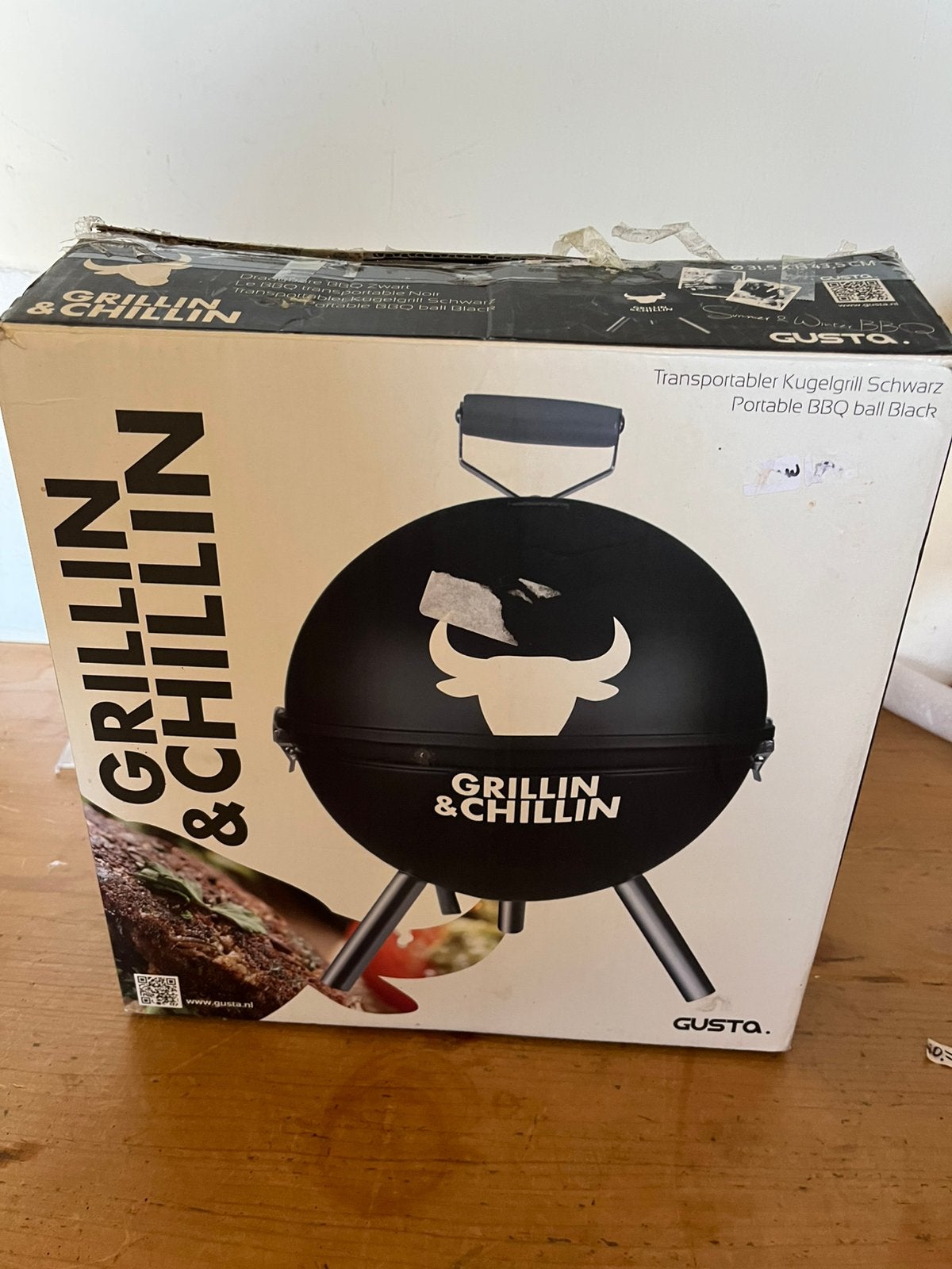 Gusta barbecue. BBQ . Gusta grillin & chillin, Ophalen of Verzenden, Zo goed als nieuw