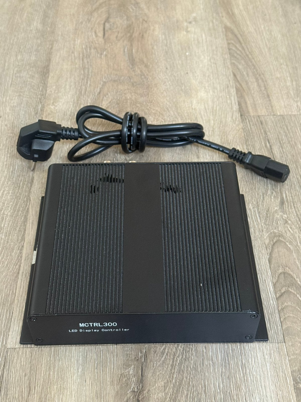 NOVASTAR MCTRL-300 processor voor LED-schermen, Ophalen of Verzenden, Zo goed als nieuw, Video